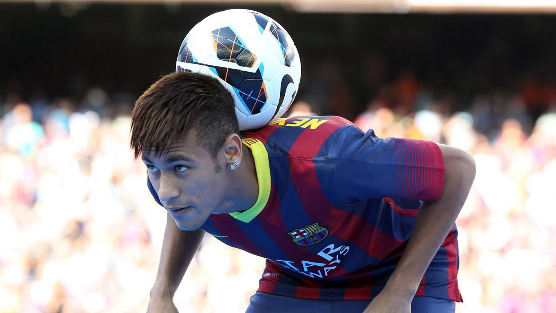 云开体育app-安菲尔德的致敬，利物浦列队欢迎梅西，绅士风度照亮足坛，利物浦安菲尔德列队致敬梅西，绅士风度照亮足坛
